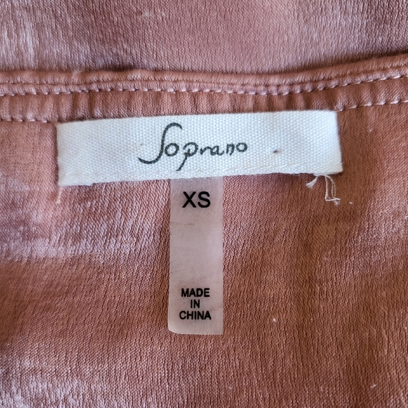 Soprano Butterfly Off Shoulder Square Neck Tie Top Pink size XS - Picture 5 of 8